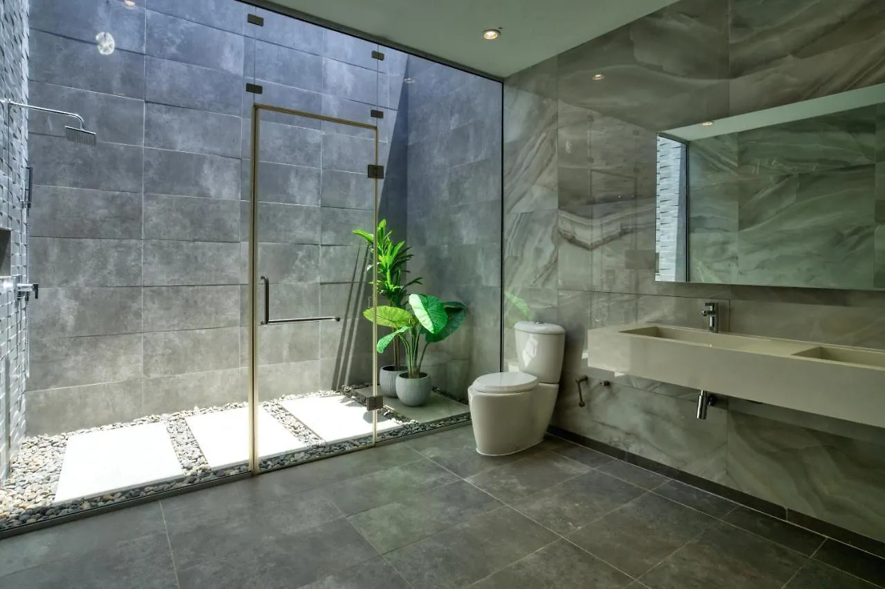 Grand Modern Villa 6-Bedroom Brand New Heated Jacuzzi Palm Beach